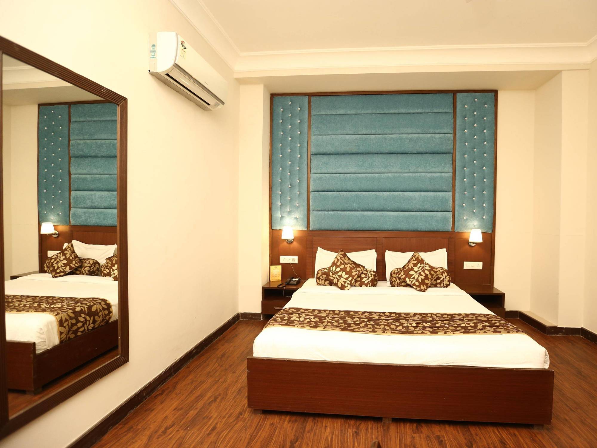 Click Hotel Kohinoor, Ludhiana Luaran gambar